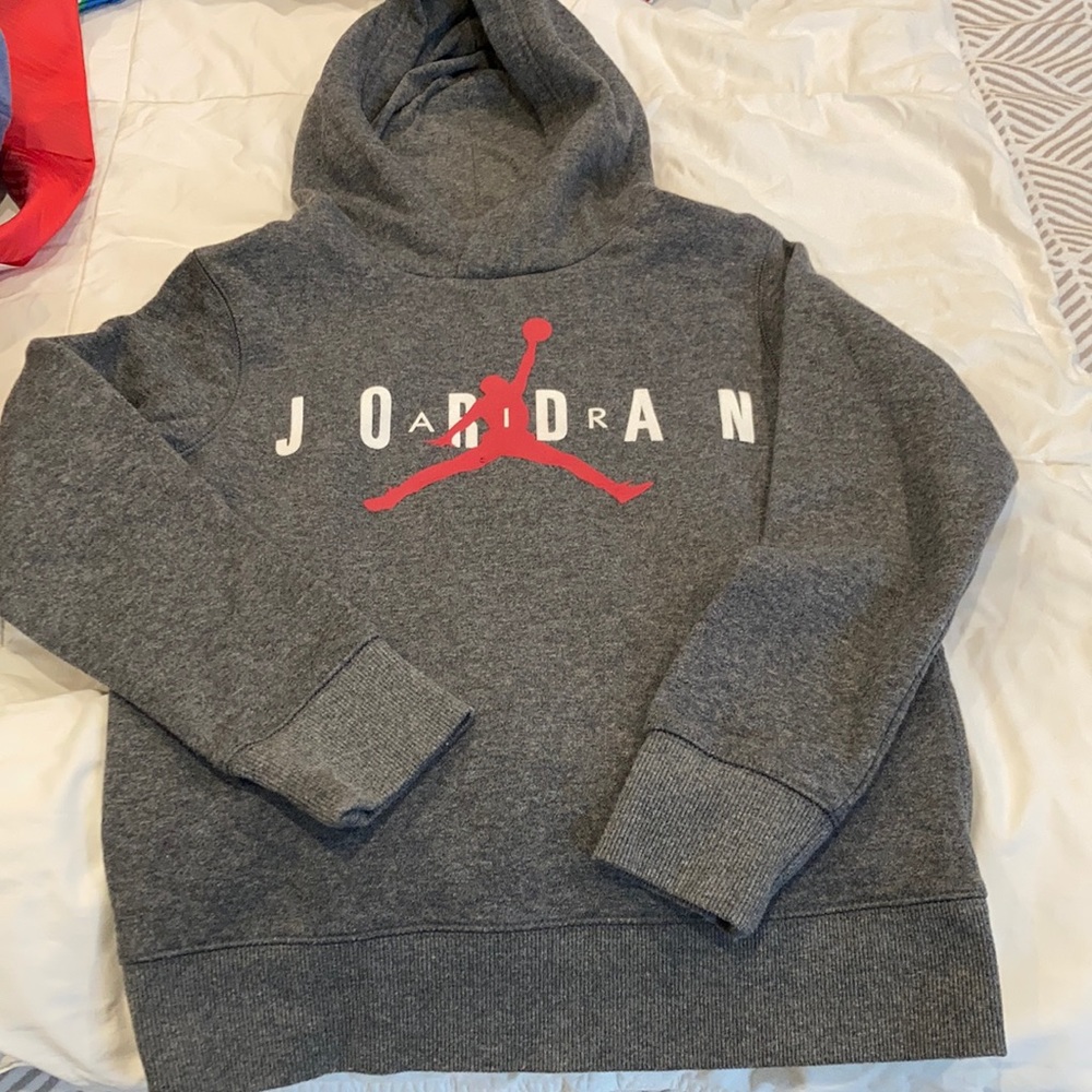 Boys air Jordan sweatshirt